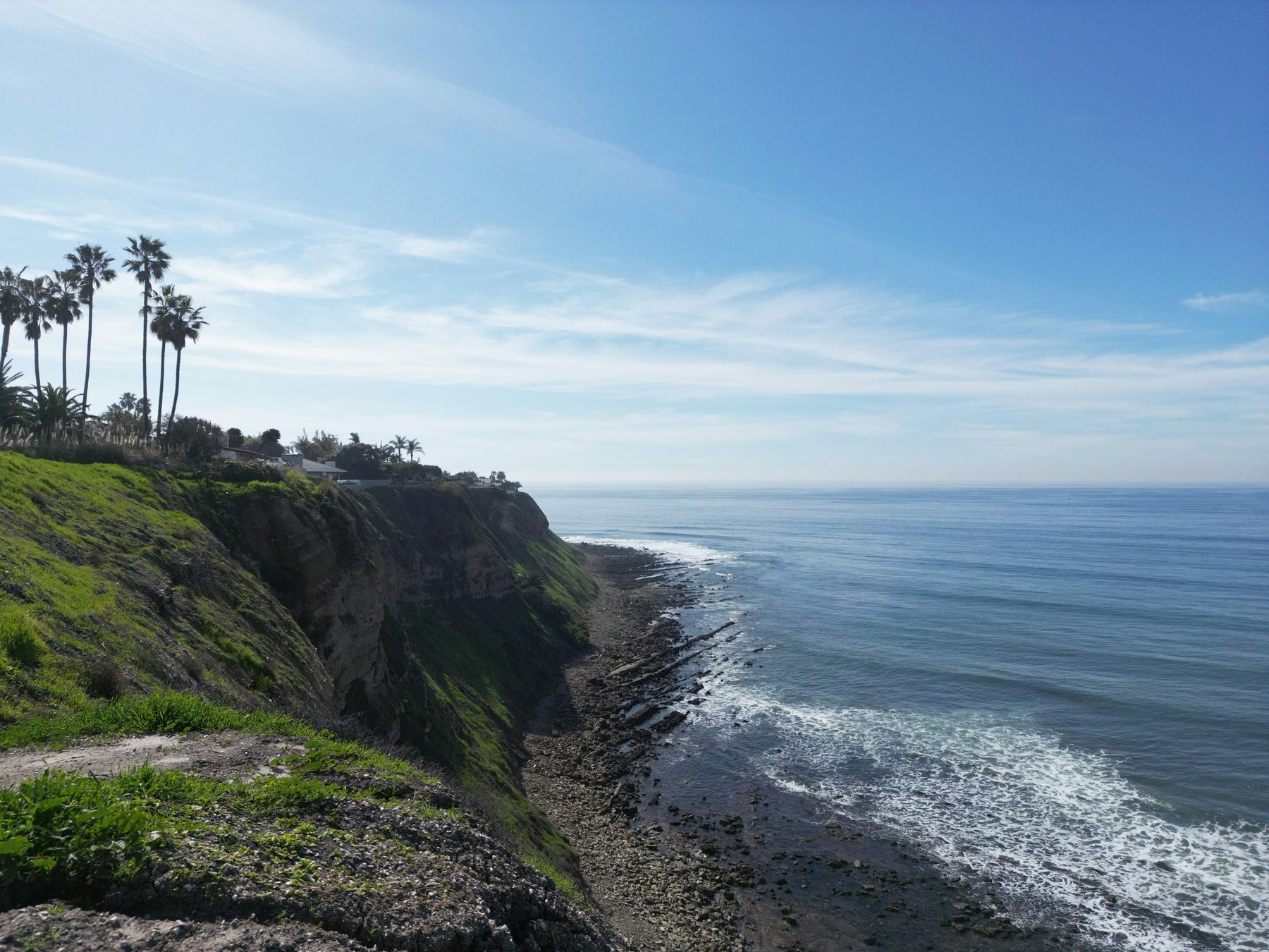 Coastal bluff and Pacific shoreline in Rancho Palos Verdes